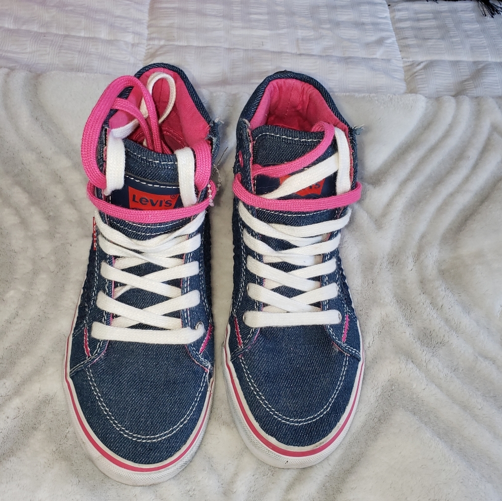 Girls Jean Levi's tennis shoes